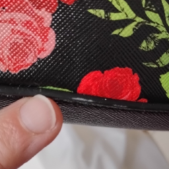 Disney Loungefly Beauty And The Beast Princess Black and Red Floral Satchel Set - Picture 16 of 16